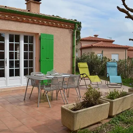 Hébergement de vacances Superbe Vue Sur Mer Et Sur La Montagne Jardin Terrasses